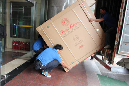南山钢琴贵重工艺品无忧运